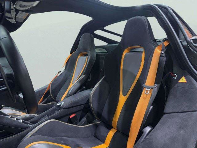 Used 2018 McLaren 720S photo 41