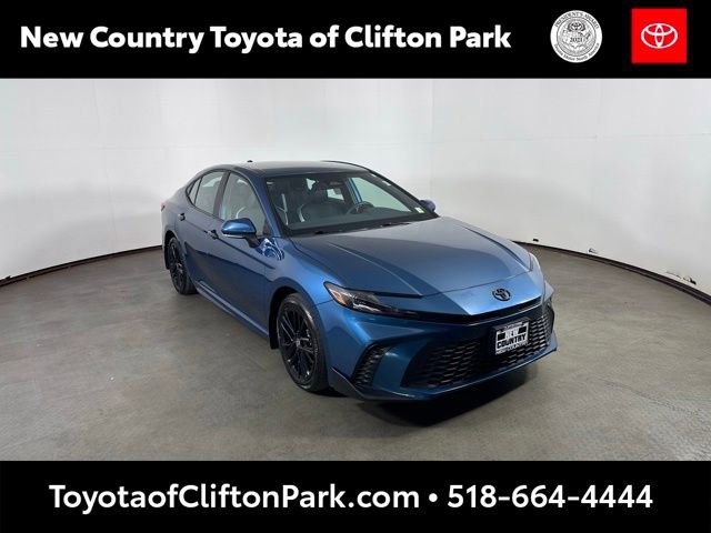 Used 2025 Toyota Camry SE w/ Convenience Package