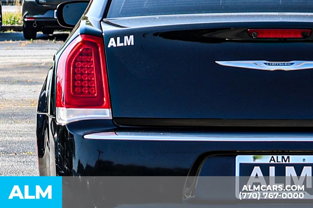 2017 Chrysler 300 Limited