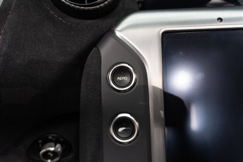 Used 2024 McLaren 750S Spider photo 95