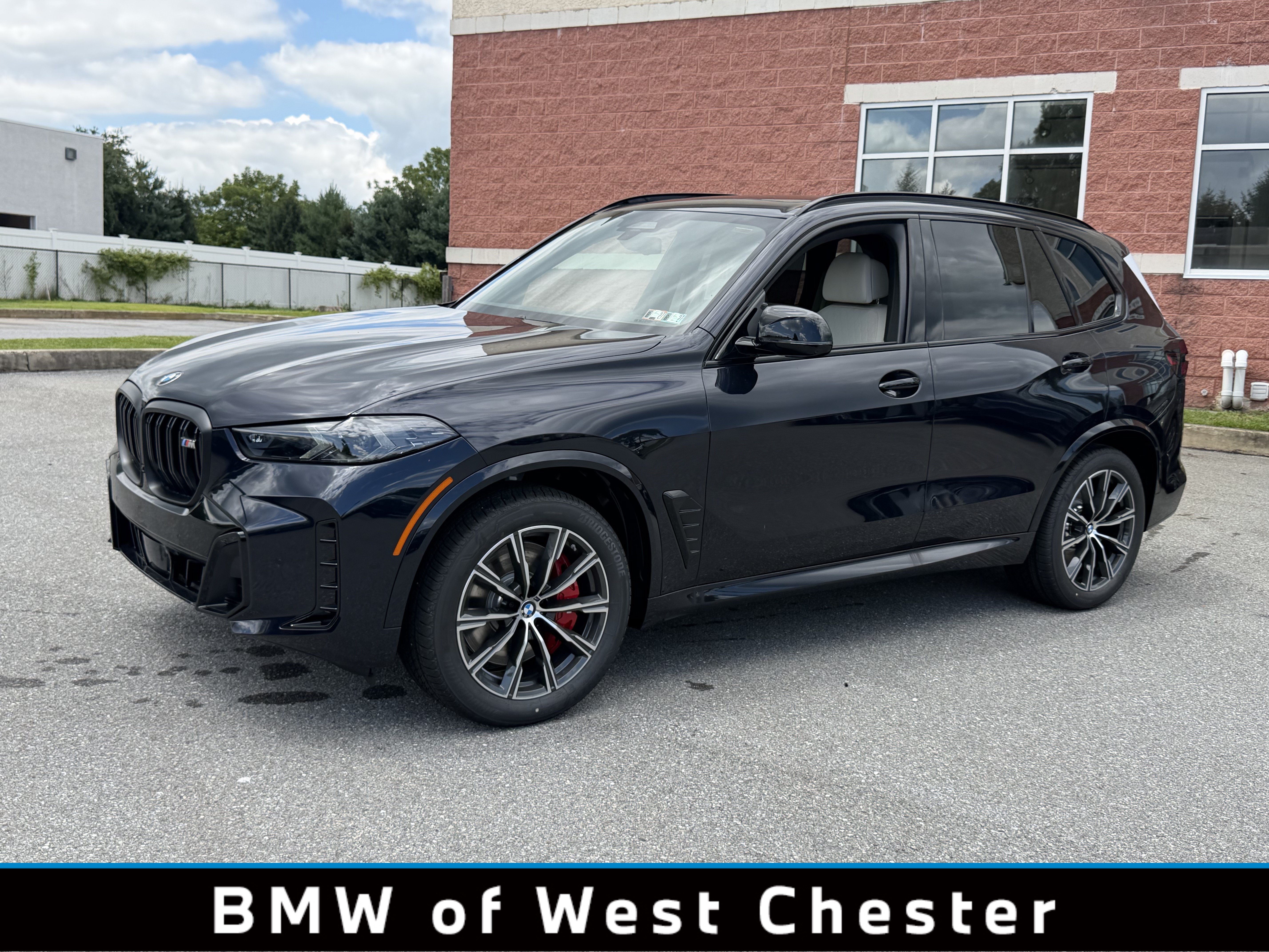 New 2026 BMW X5 M60i