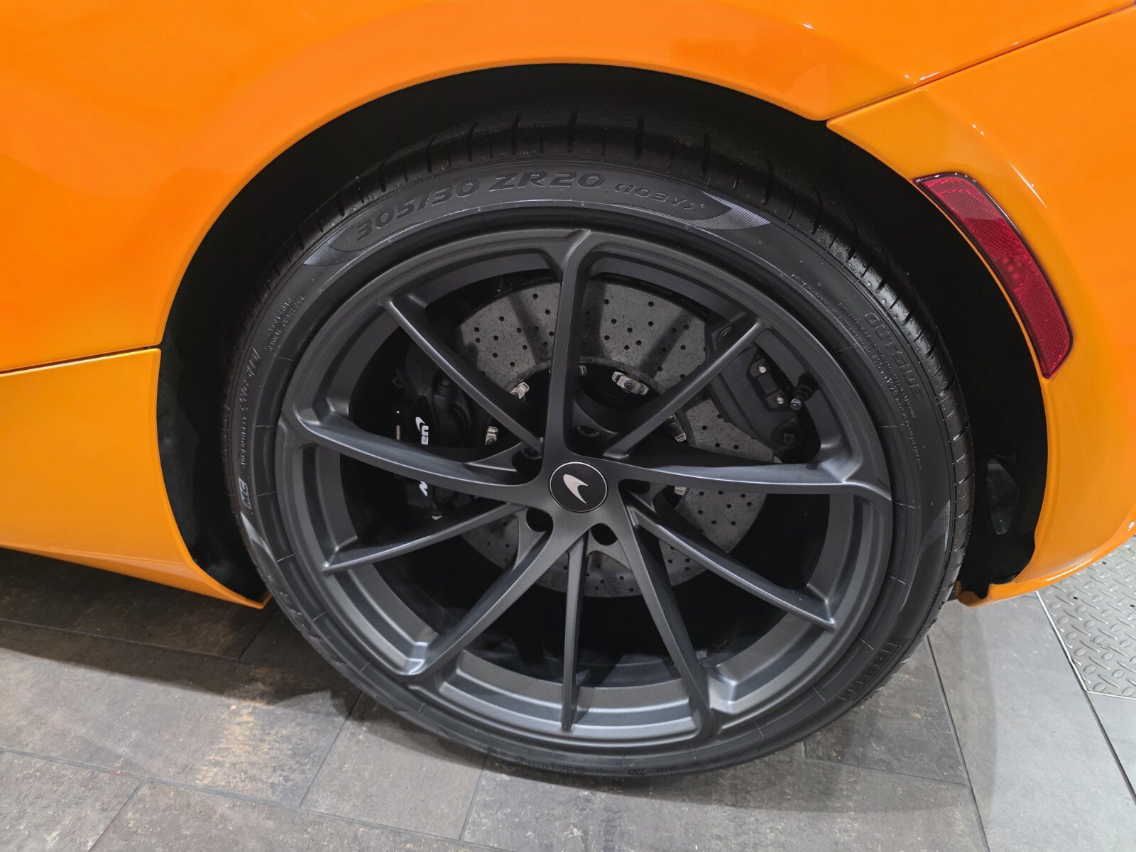 Used 2024 McLaren 750S photo 17