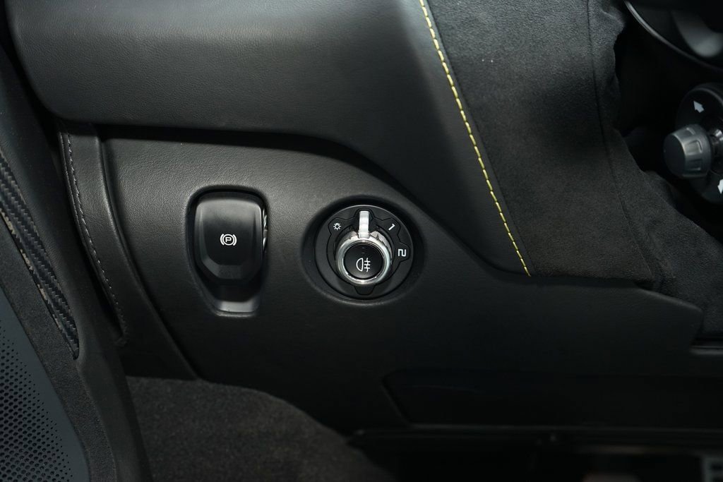 Used 2022 McLaren 720S Performance photo 30