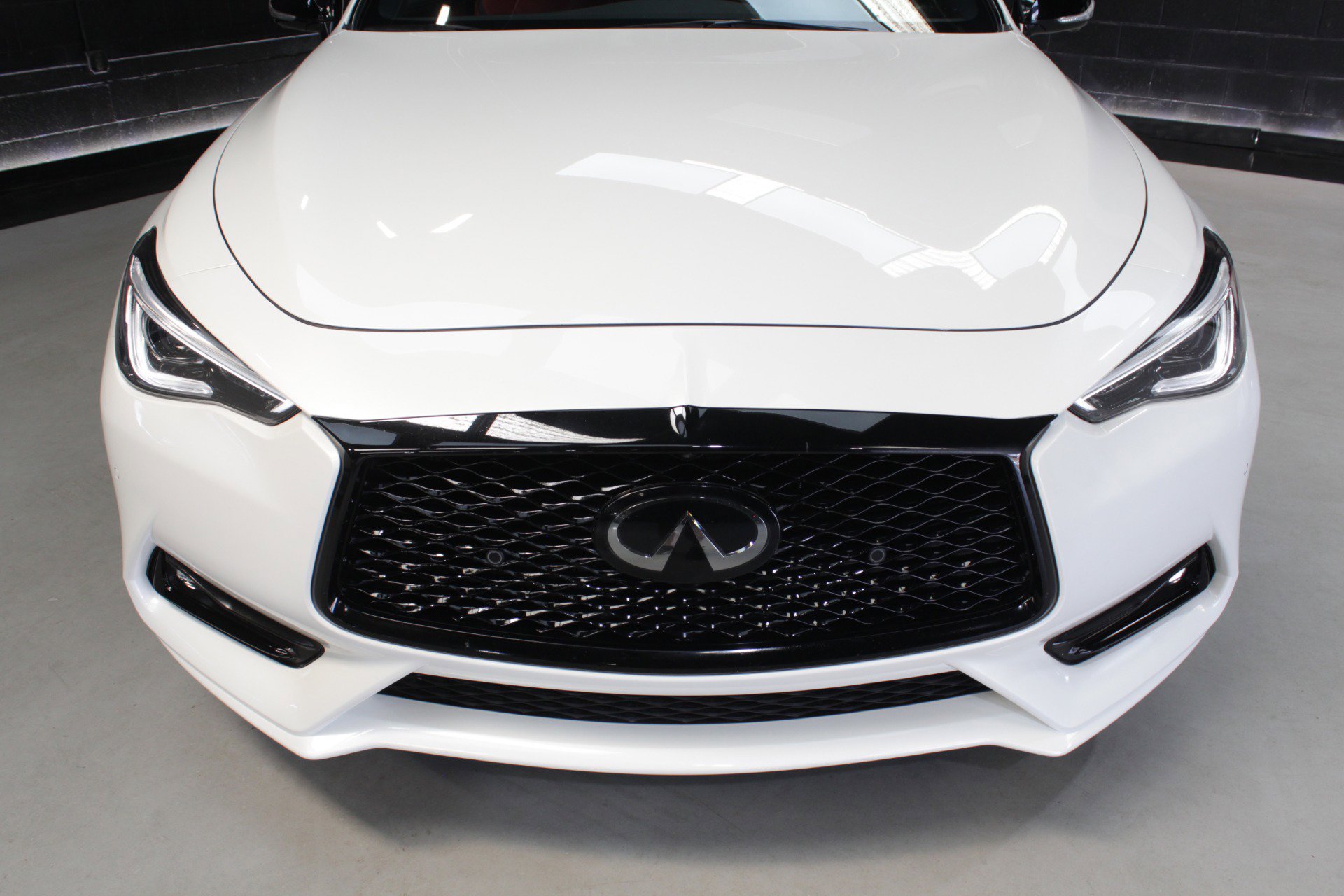 2022 INFINITI Q60 Red Sport 400