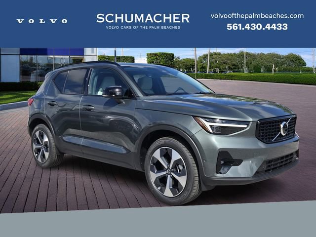 New 2026 Volvo XC40 B5 Plus w/ Protection Package Premier