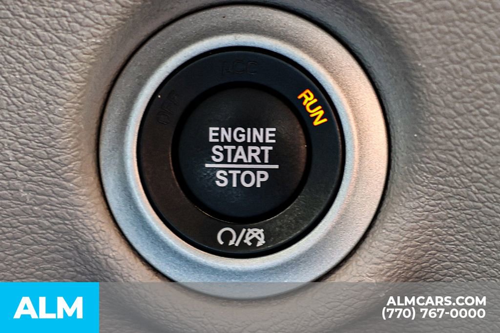 2024 Chrysler Pacifica Touring-L