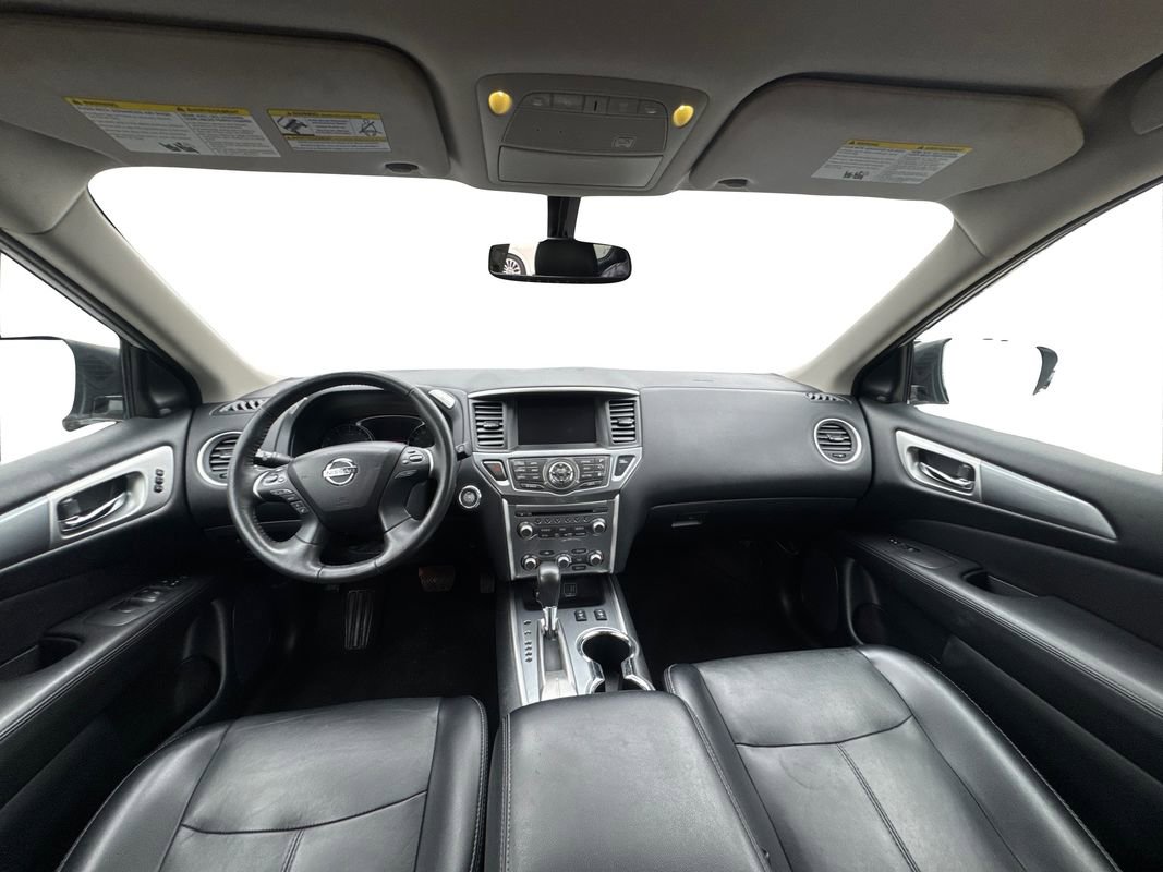 2020 Nissan Pathfinder SL