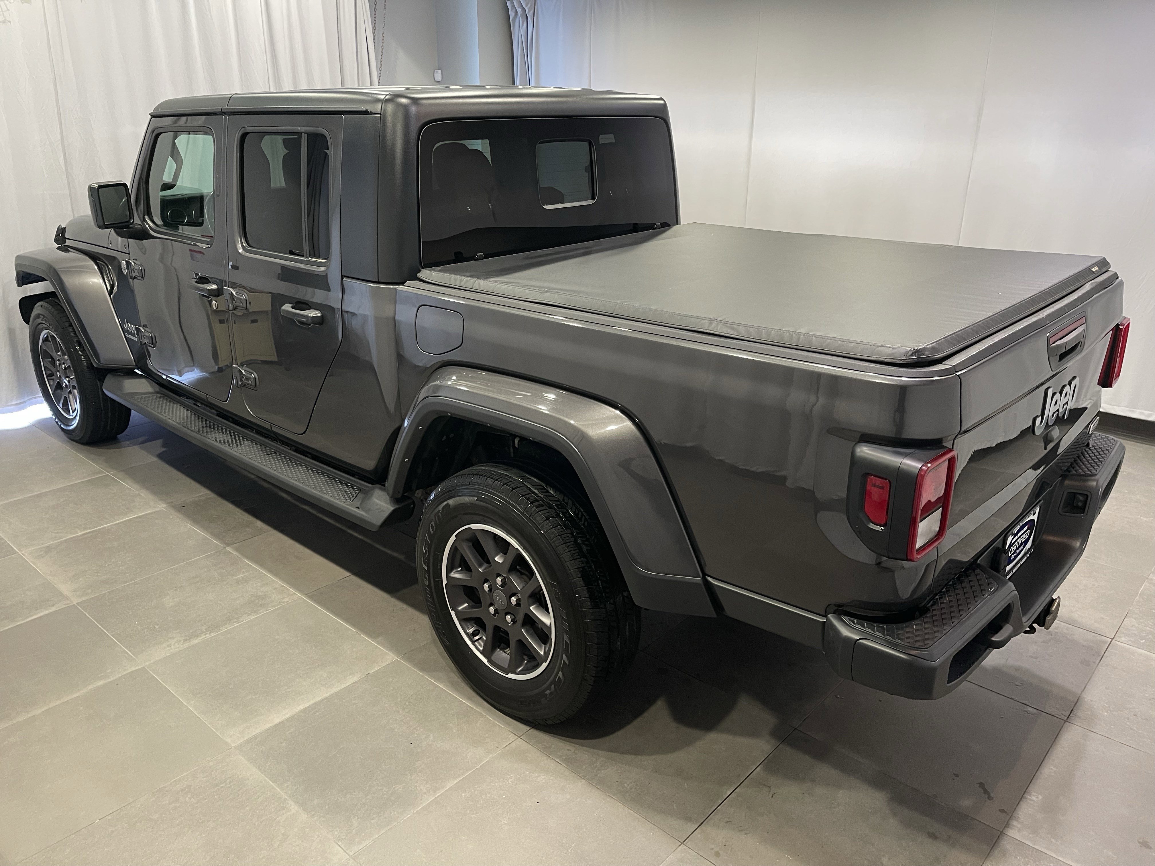 2021 Jeep Gladiator Overland