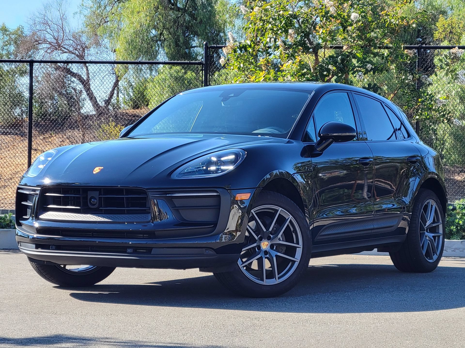 Certified 2024 Porsche Macan