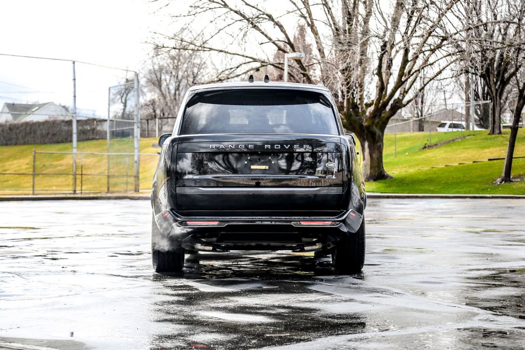 2023 Land Rover Range Rover SE