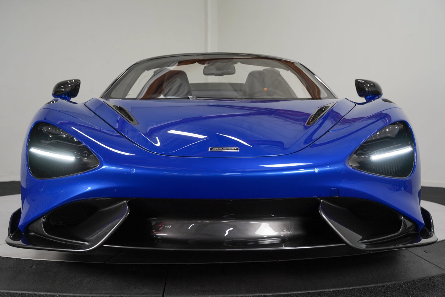 Used 2022 McLaren 765LT photo 19