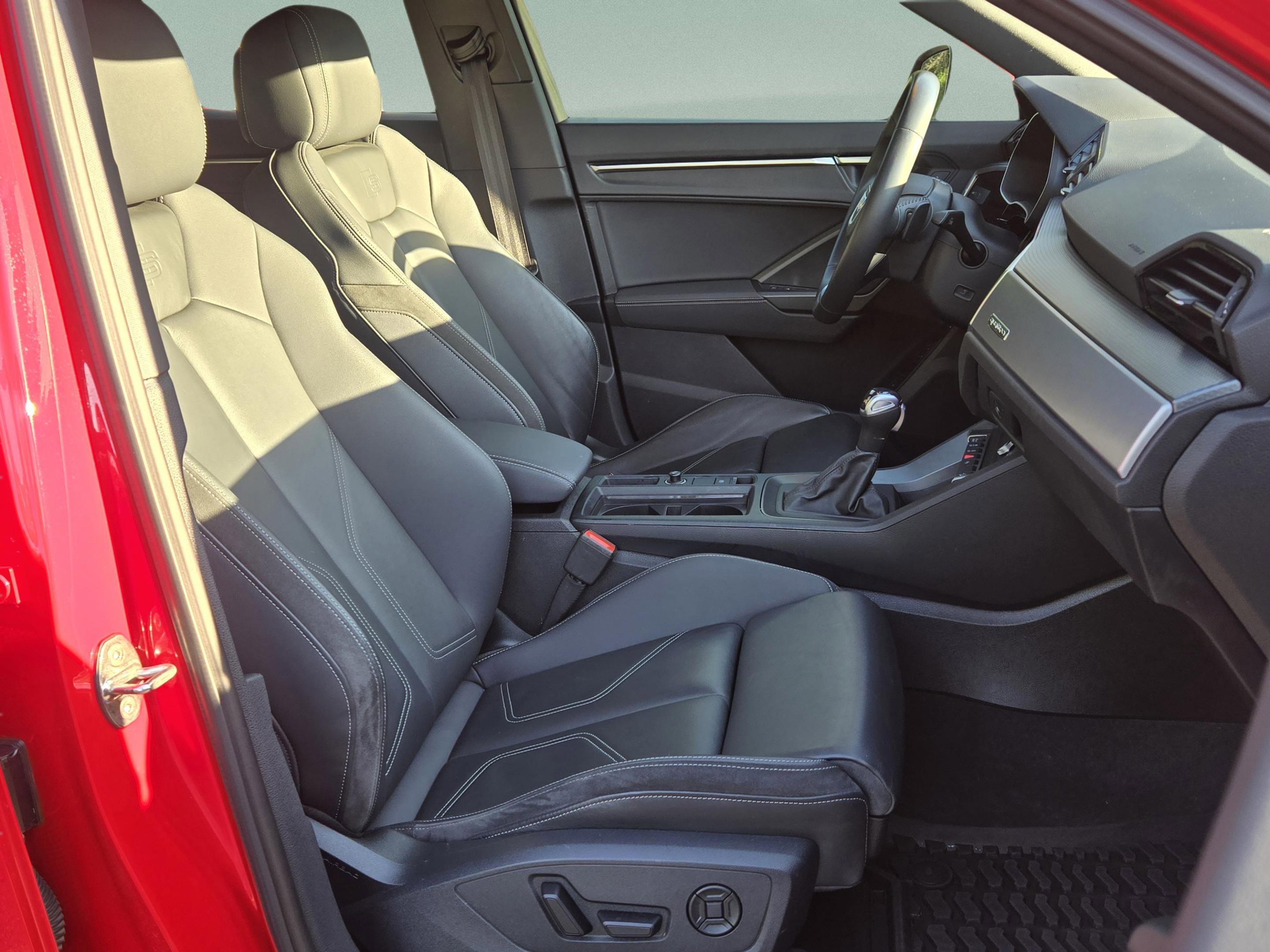 2023 Audi Q3 2.0T Premium