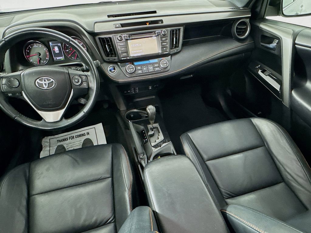 2016 Toyota RAV4 SE