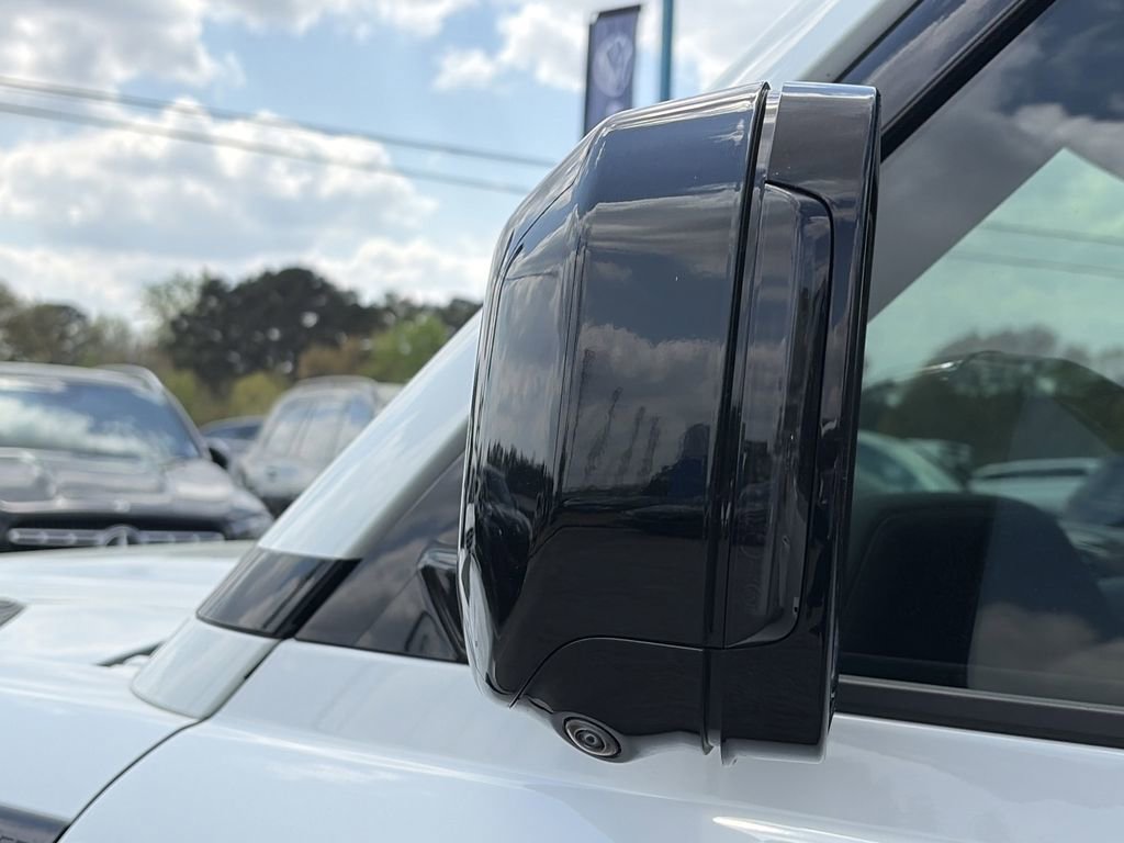 2025 Land Rover Defender 110 S