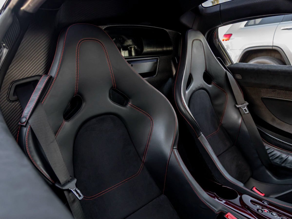 Used 2015 McLaren P1 photo 21