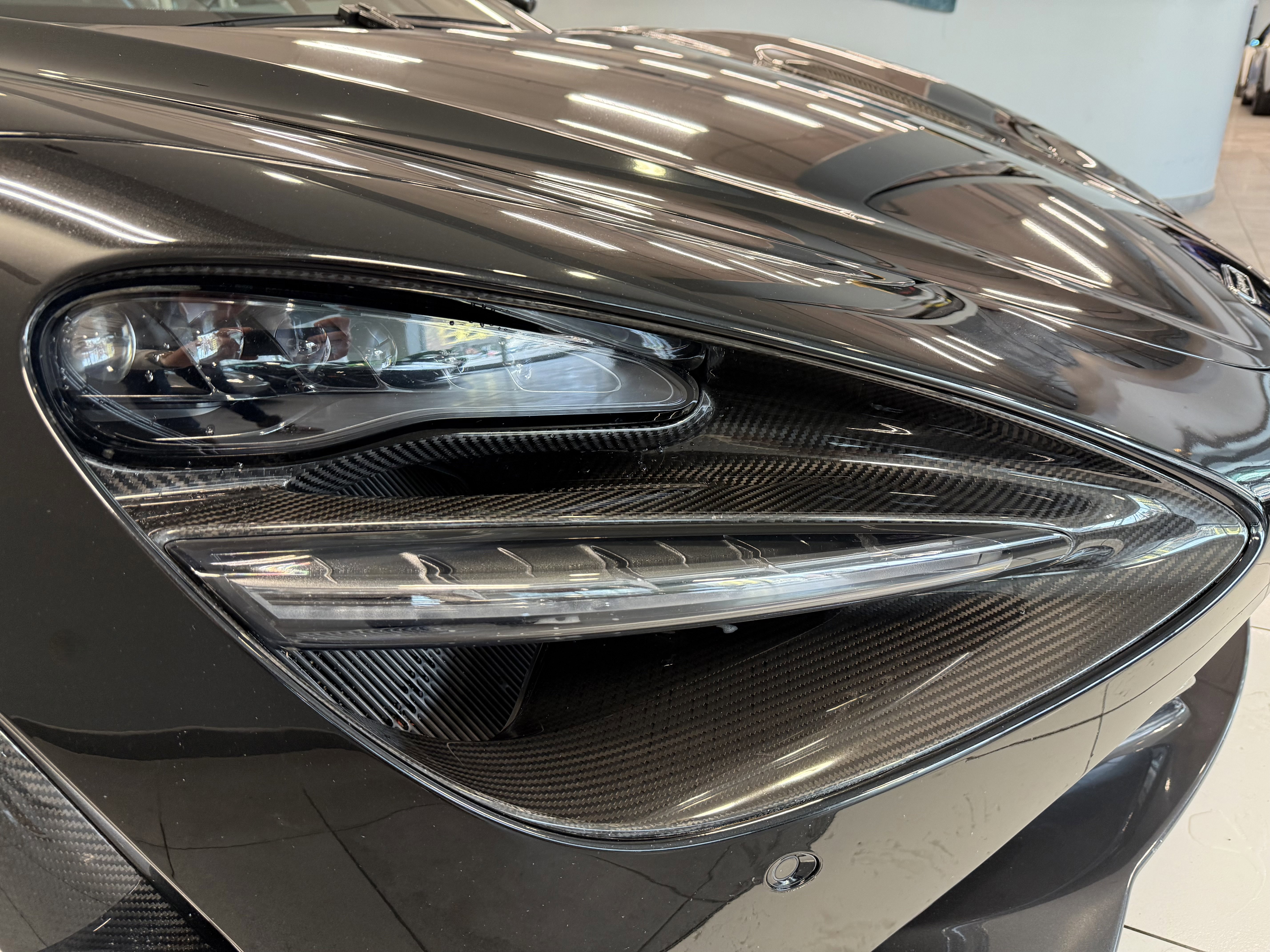 Used 2019 McLaren 720S photo 8