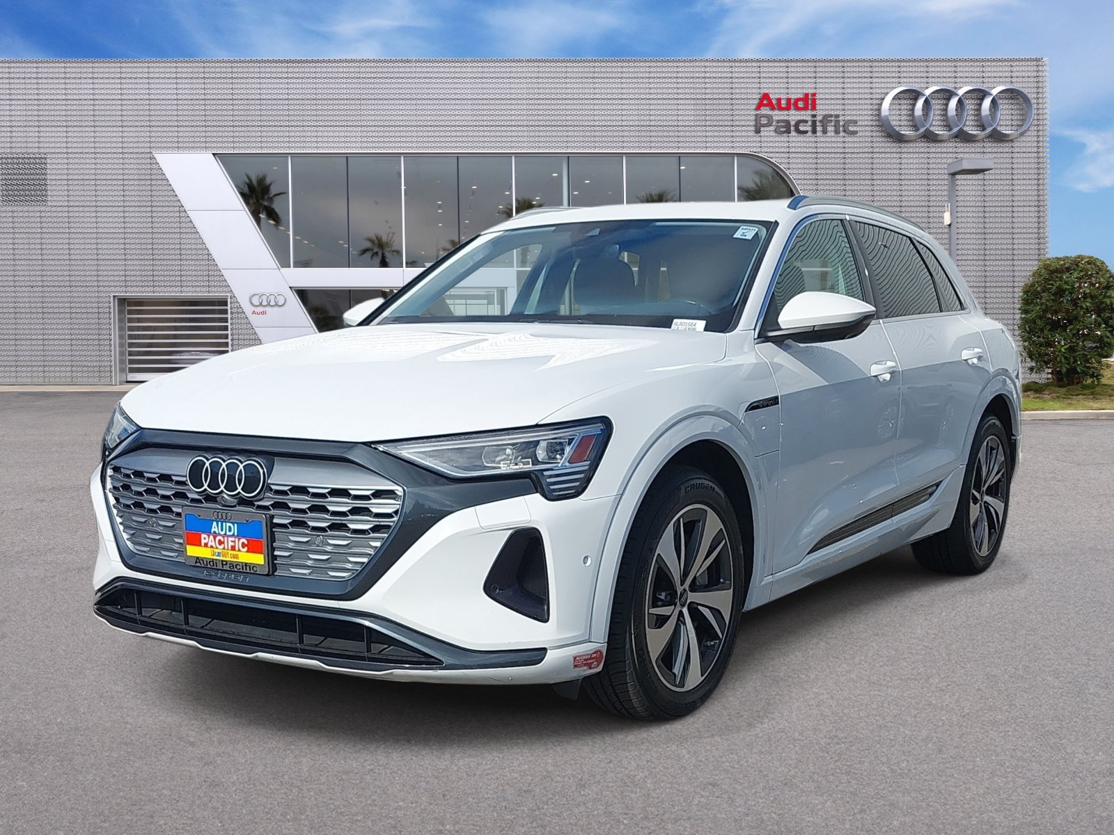 Used 2024 Audi Q8 e-tron Premium Plus
