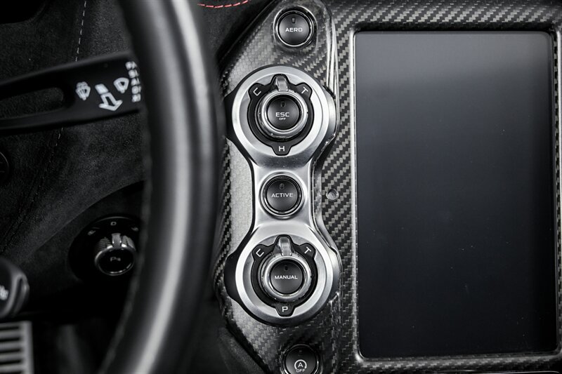 Used 2021 McLaren 720S Performance photo 32