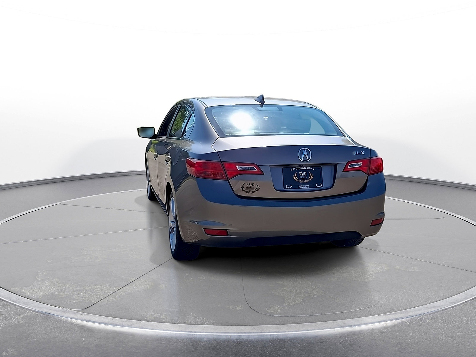 2013 Acura ILX w/ Technology Package