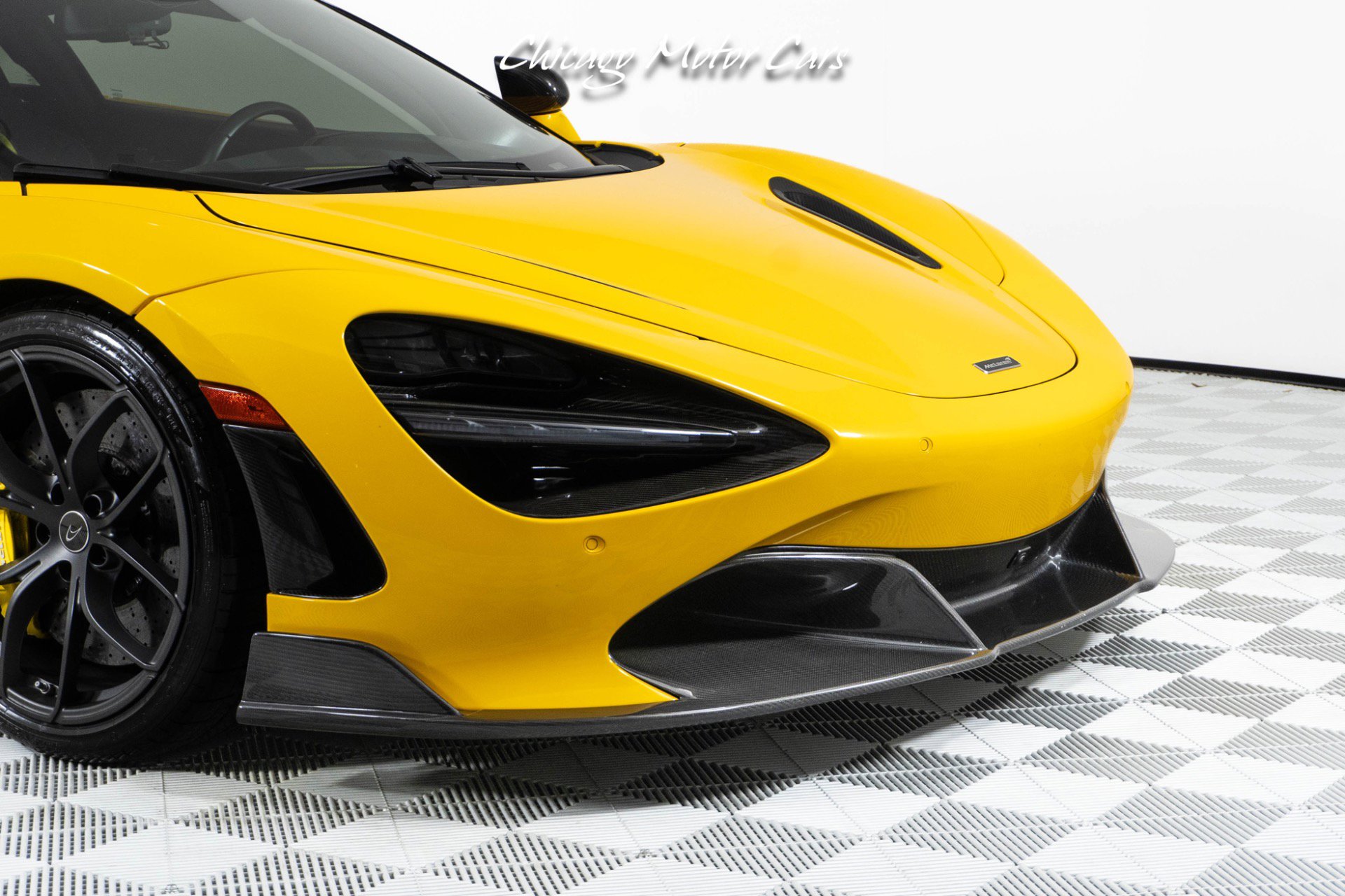 Used 2019 McLaren 720S photo 39