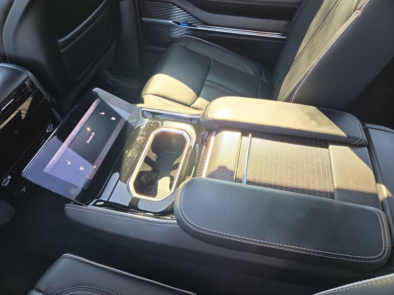 2024 Jeep Grand Wagoneer Series II