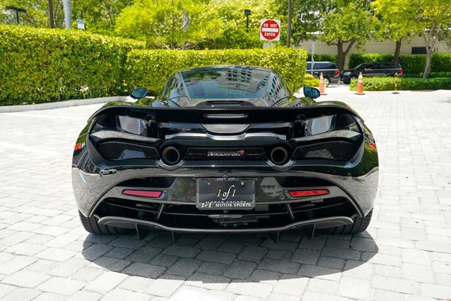 Used 2018 McLaren 720S Performance photo 22