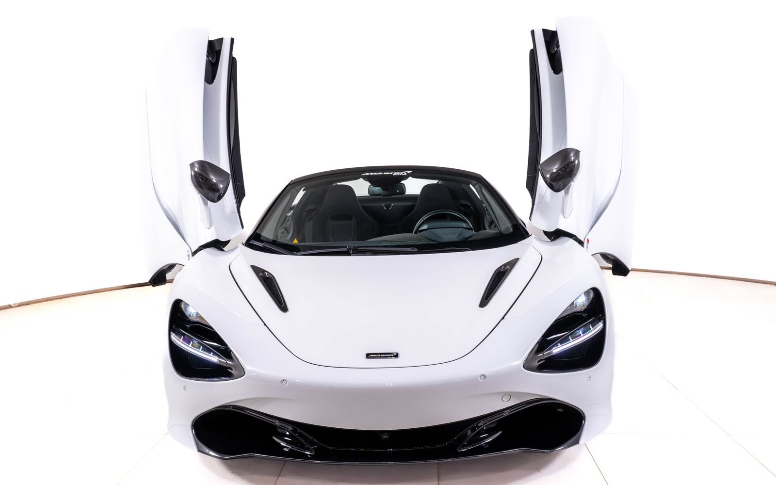 Used 2021 McLaren 720S Performance photo 11