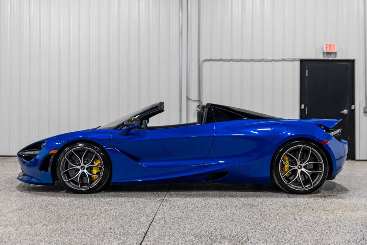 Used 2020 McLaren 720S Spider photo 5