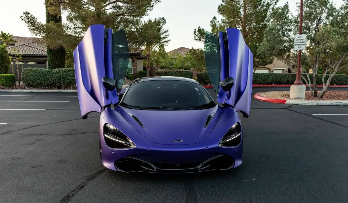 Used 2020 McLaren 720S Spider photo 6