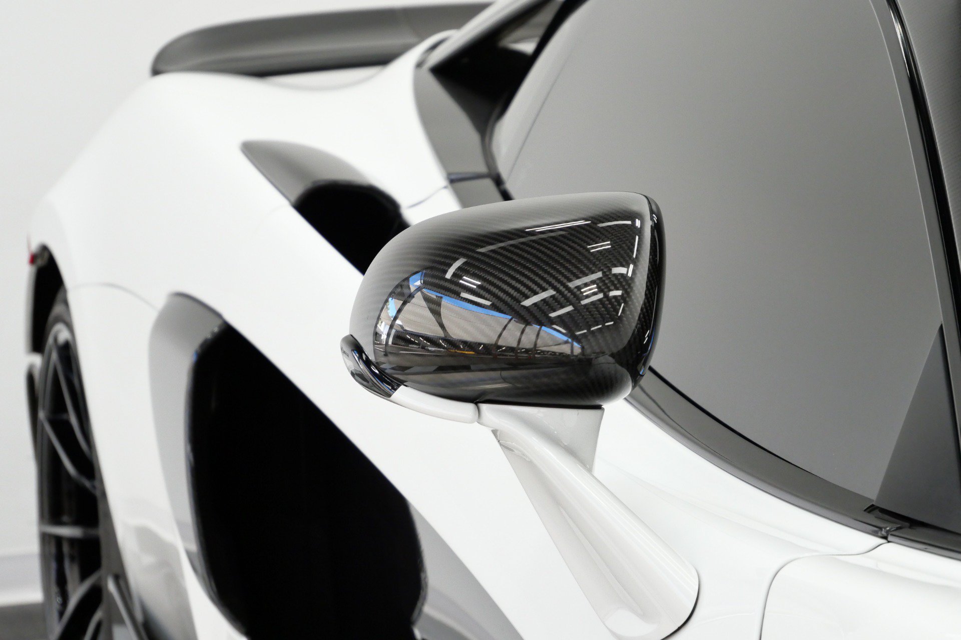 Used 2019 McLaren 600LT photo 39