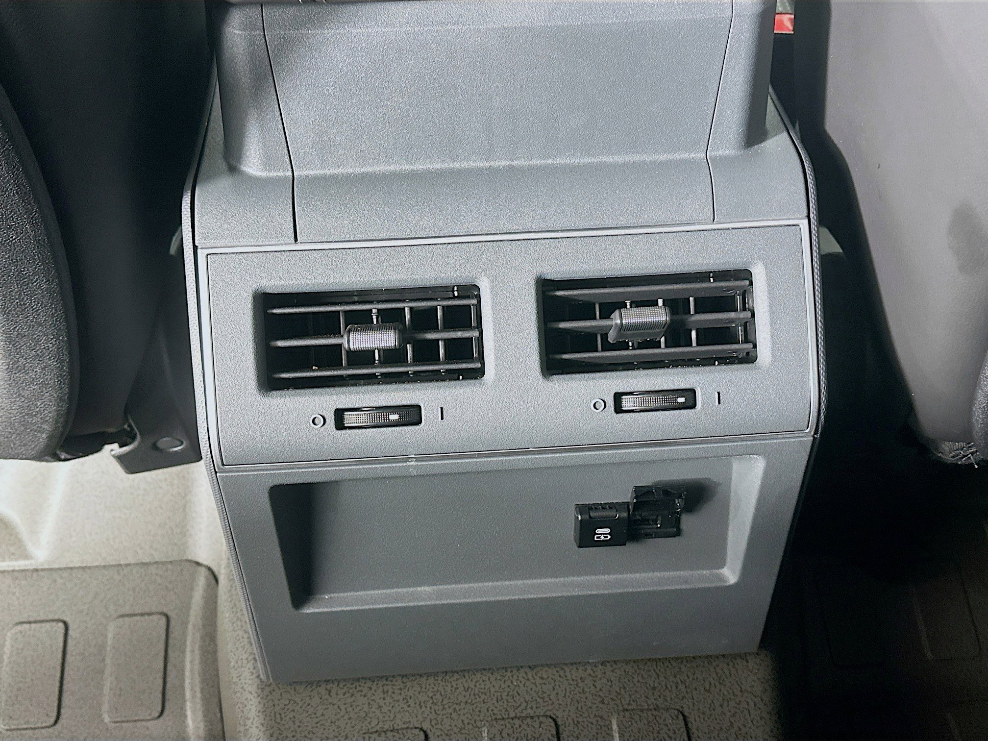 2024 INEOS Grenadier