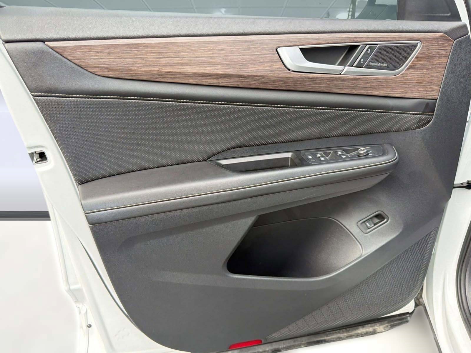 2024 Volkswagen Atlas SEL Premium R-Line