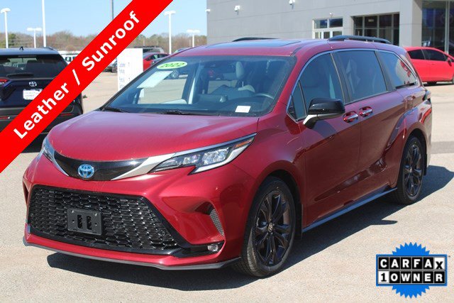 2022 Toyota Sienna XSE 7-Passenger