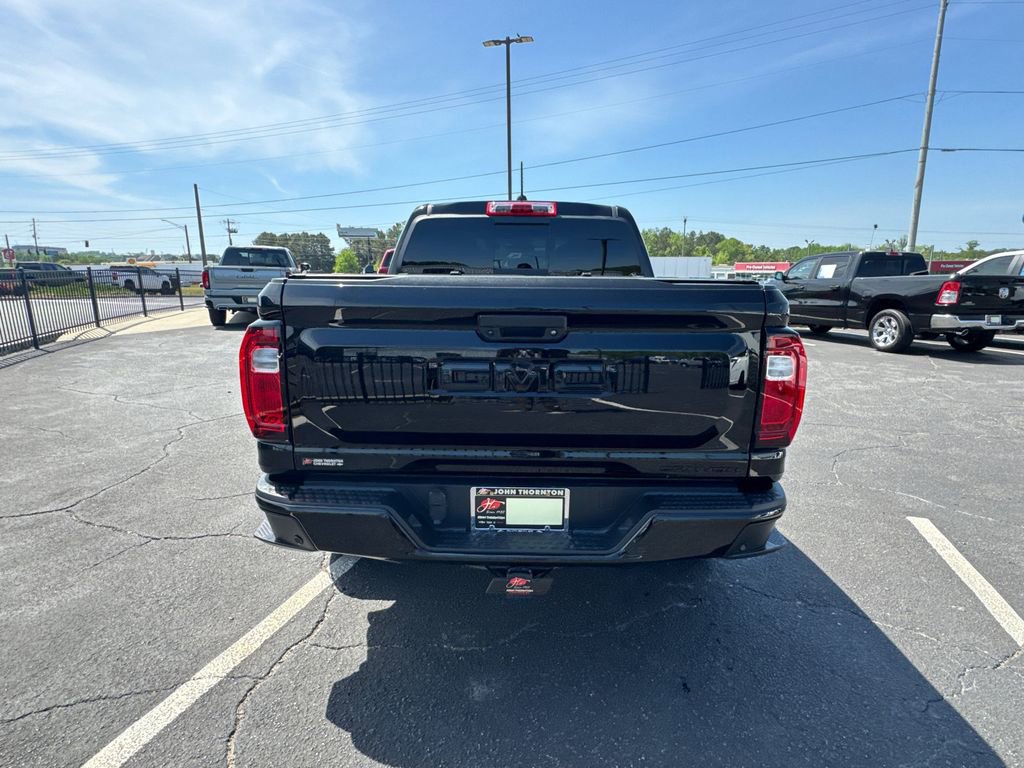 2024 GMC Canyon Denali