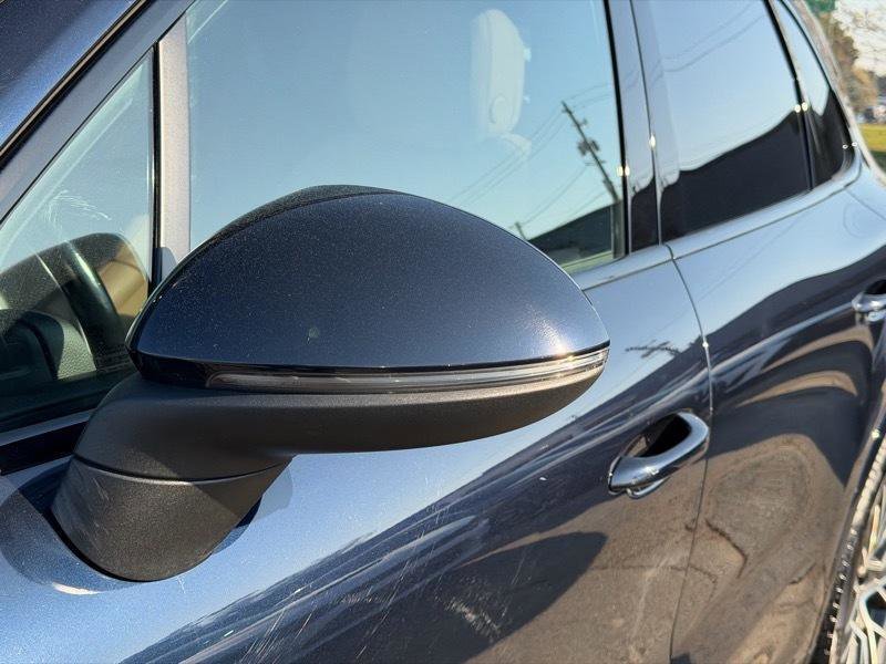 2019 Porsche Cayenne E-Hybrid