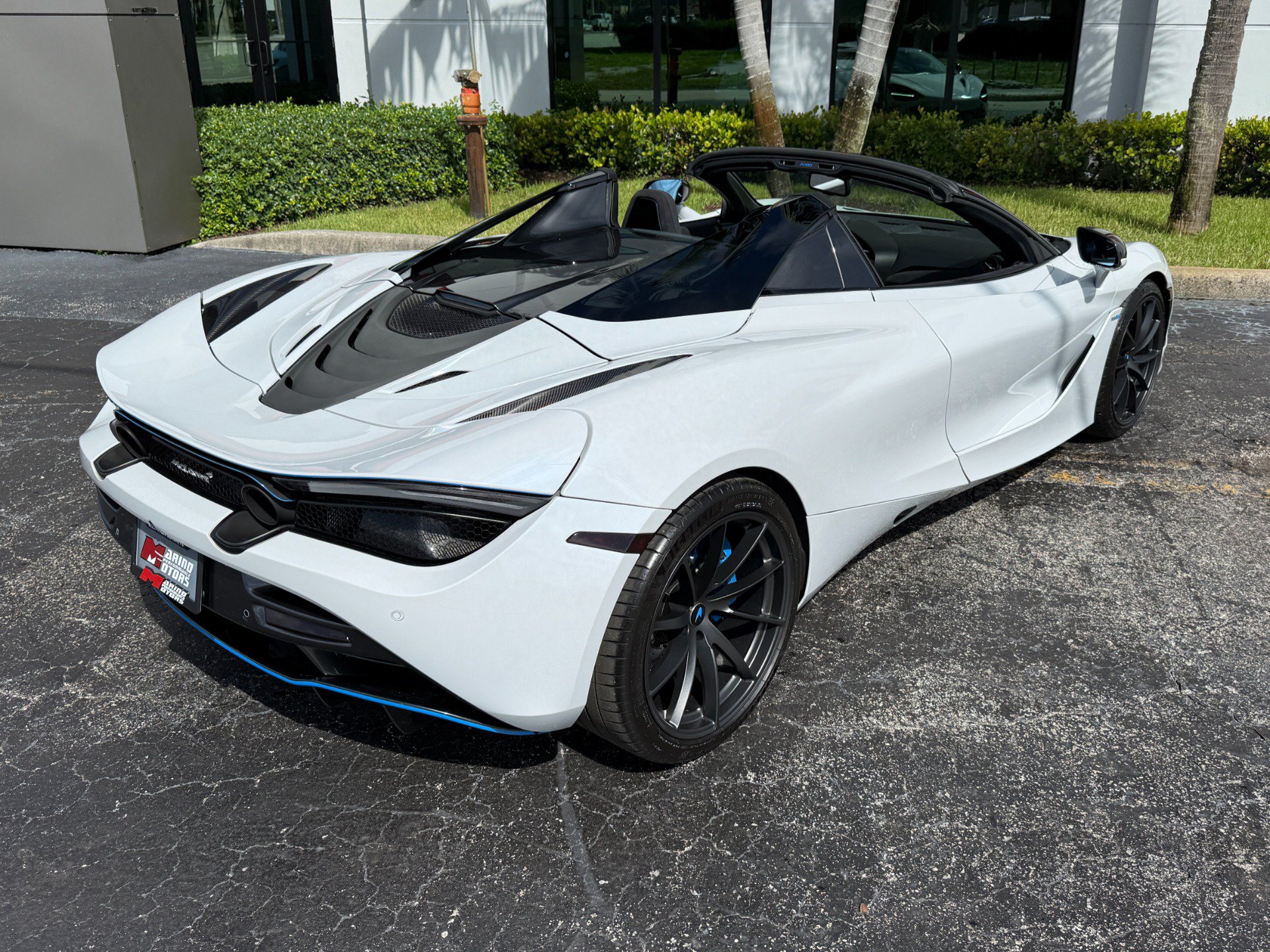 Used 2020 McLaren 720S Luxury photo 16
