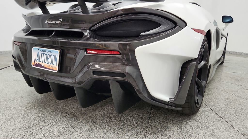 Used 2019 McLaren 600LT photo 24