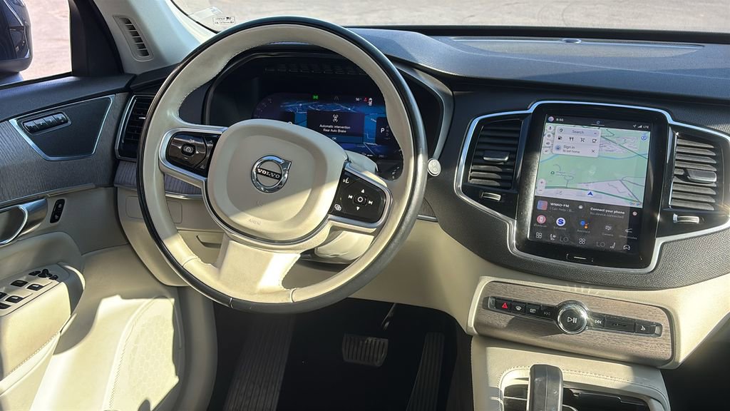 2023 Volvo Xc90 B5 Plus