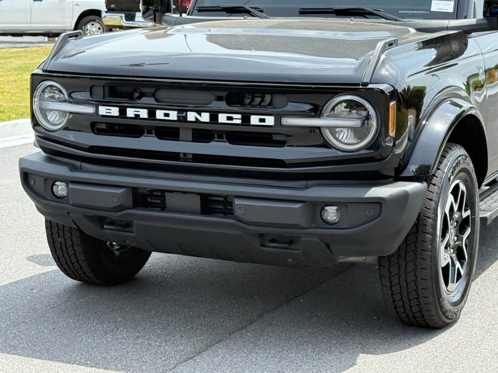 2024 Ford Bronco Outer Banks