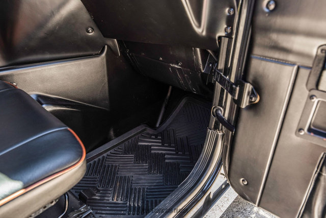 1996 HUMMER H1 4-Door Open Top