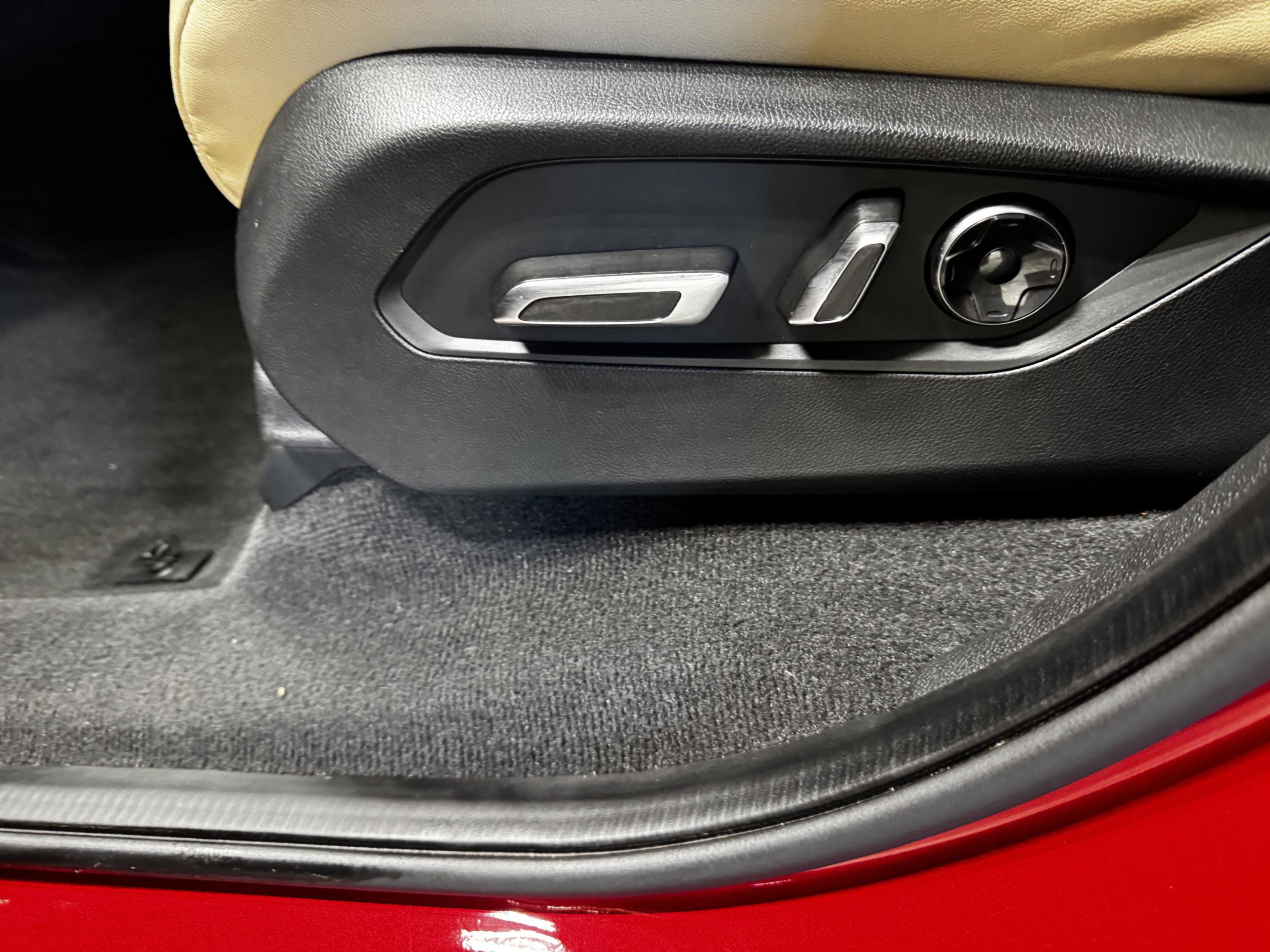 2023 Acura MDX FWD w/ Technology Package