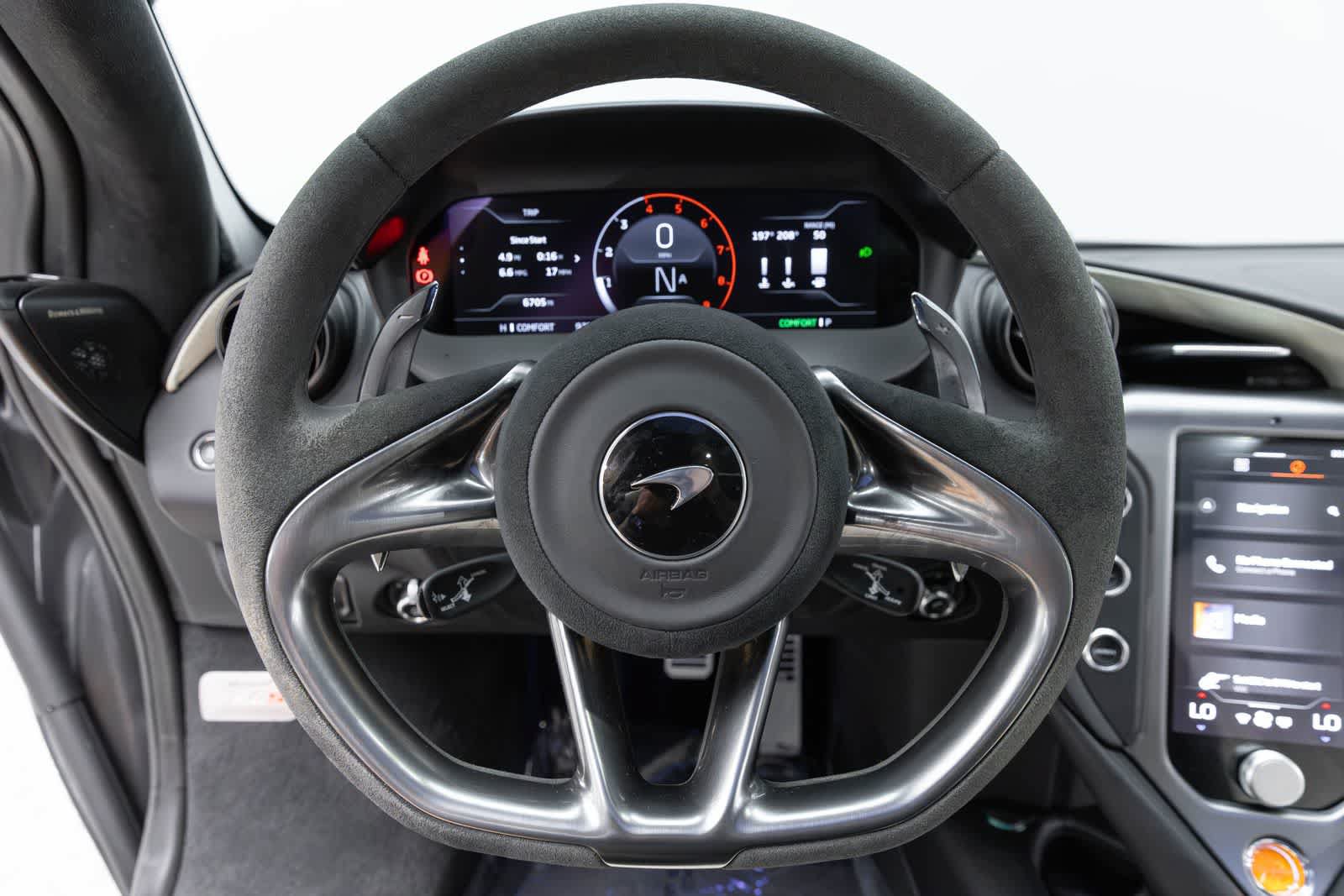 Used 2026 McLaren 750S Spider photo 13