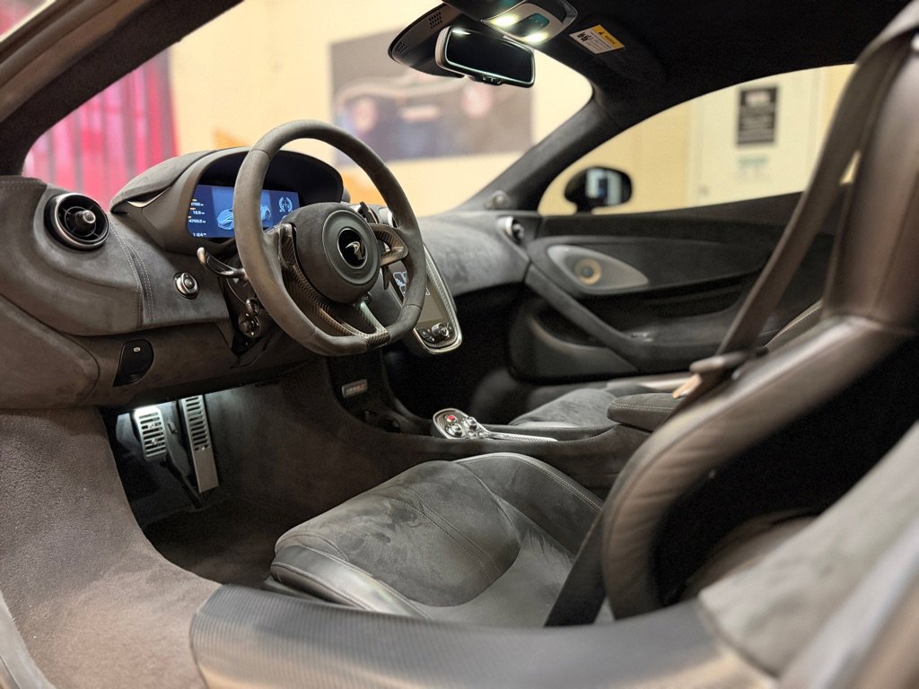 Used 2019 McLaren 600LT photo 23