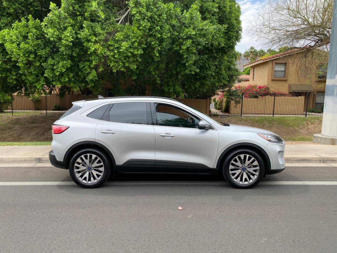 2020 Ford Escape Titanium