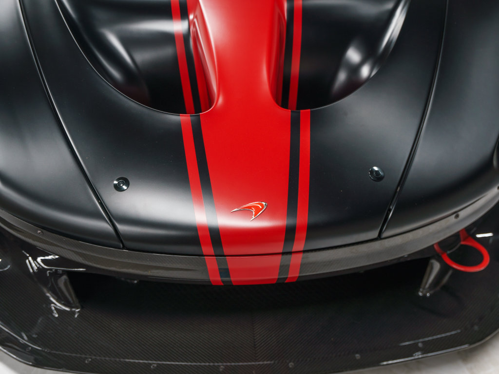 Used 2015 McLaren P1 photo 18
