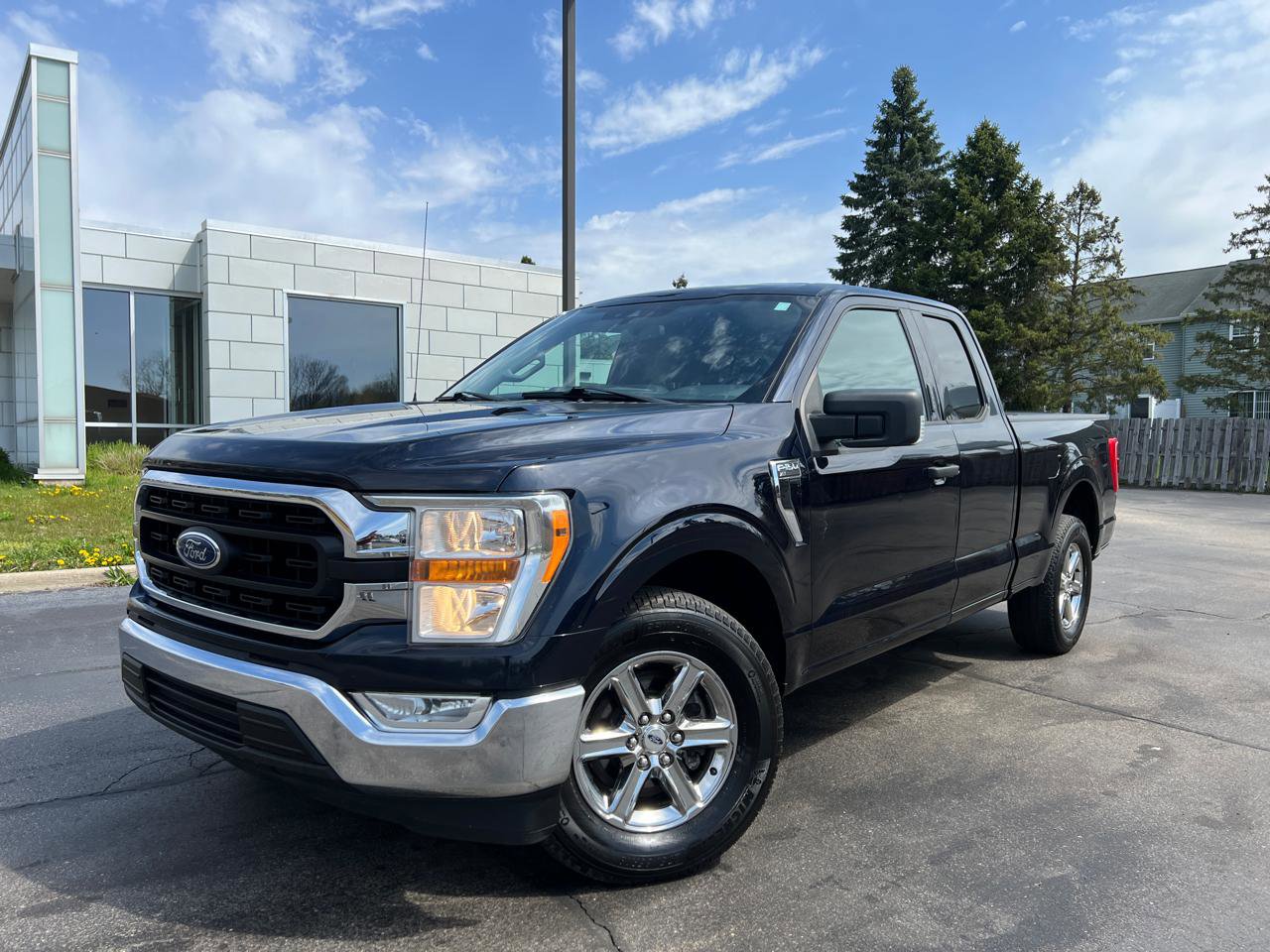 Used 2021 Ford F150 XLT w/ Equipment Group 301A Mid
