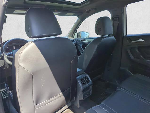 2022 Volkswagen Tiguan SE R-Line