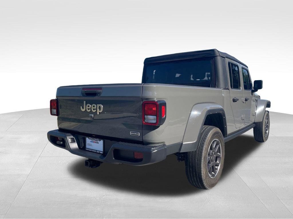 2022 Jeep Gladiator Overland