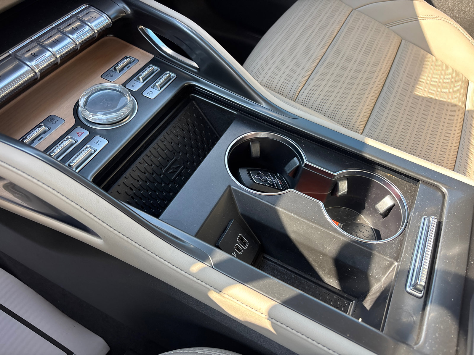 2024 Lincoln Nautilus Reserve