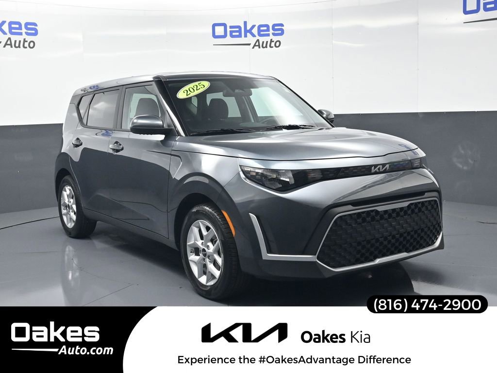 Certified 2025 Kia Soul LX w/ LX Technology Package
